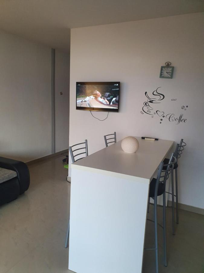 Lavender Apartments Drage Esterno foto